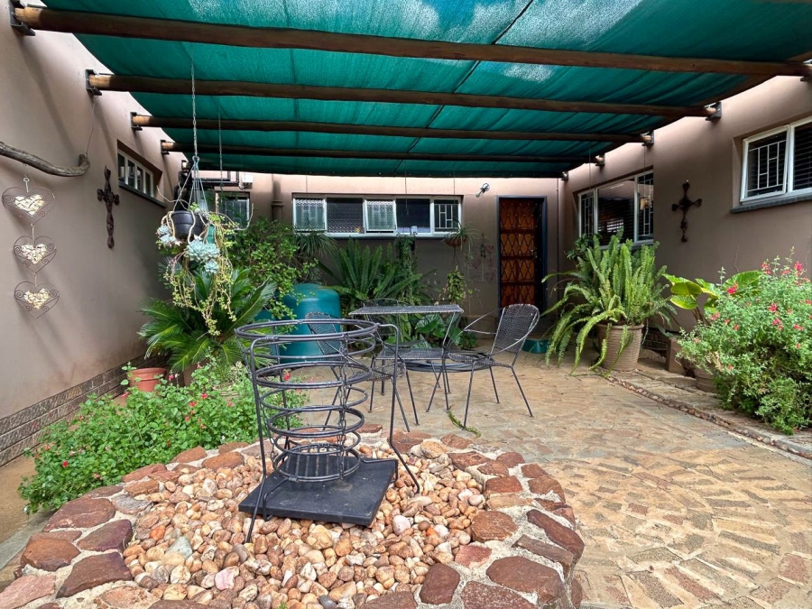 4 Bedroom Property for Sale in Baillie Park North West